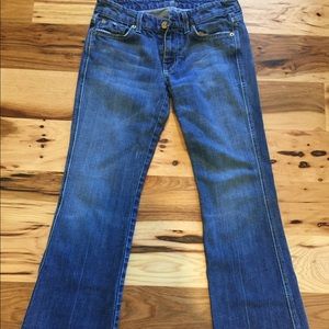 7 For All Mankind Flip Flop Bootcut jeans. Size 27